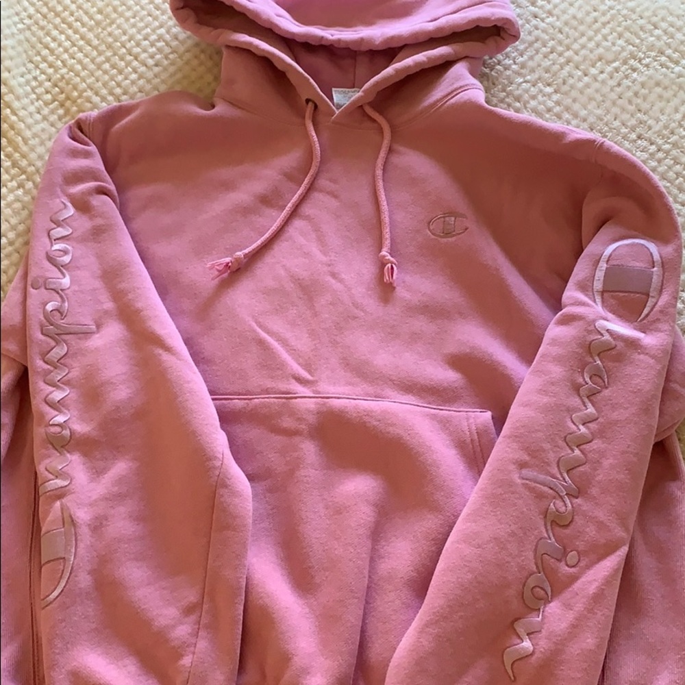 PINK CHAMPION HOODIE urban outfitters exclusive